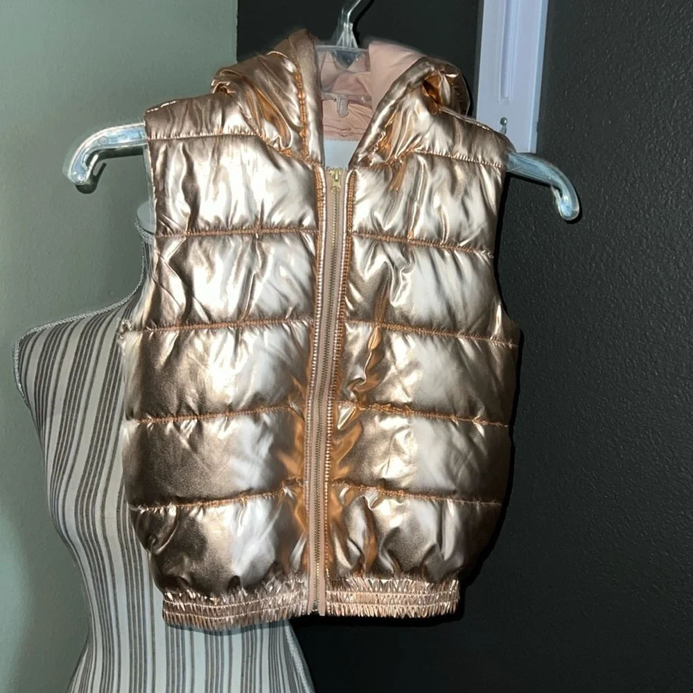 1 hour sale. Janie & Jack, hooded puffer vest, size 7-8
